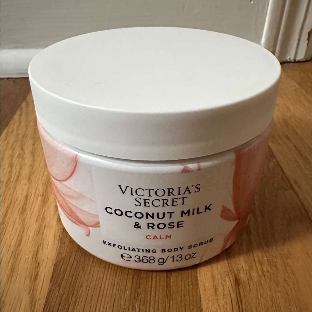 Victoria’s Secret Coconut Milk & Rose exfoliating scrub